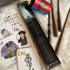Harry Potter wand collection and flash cards NWT